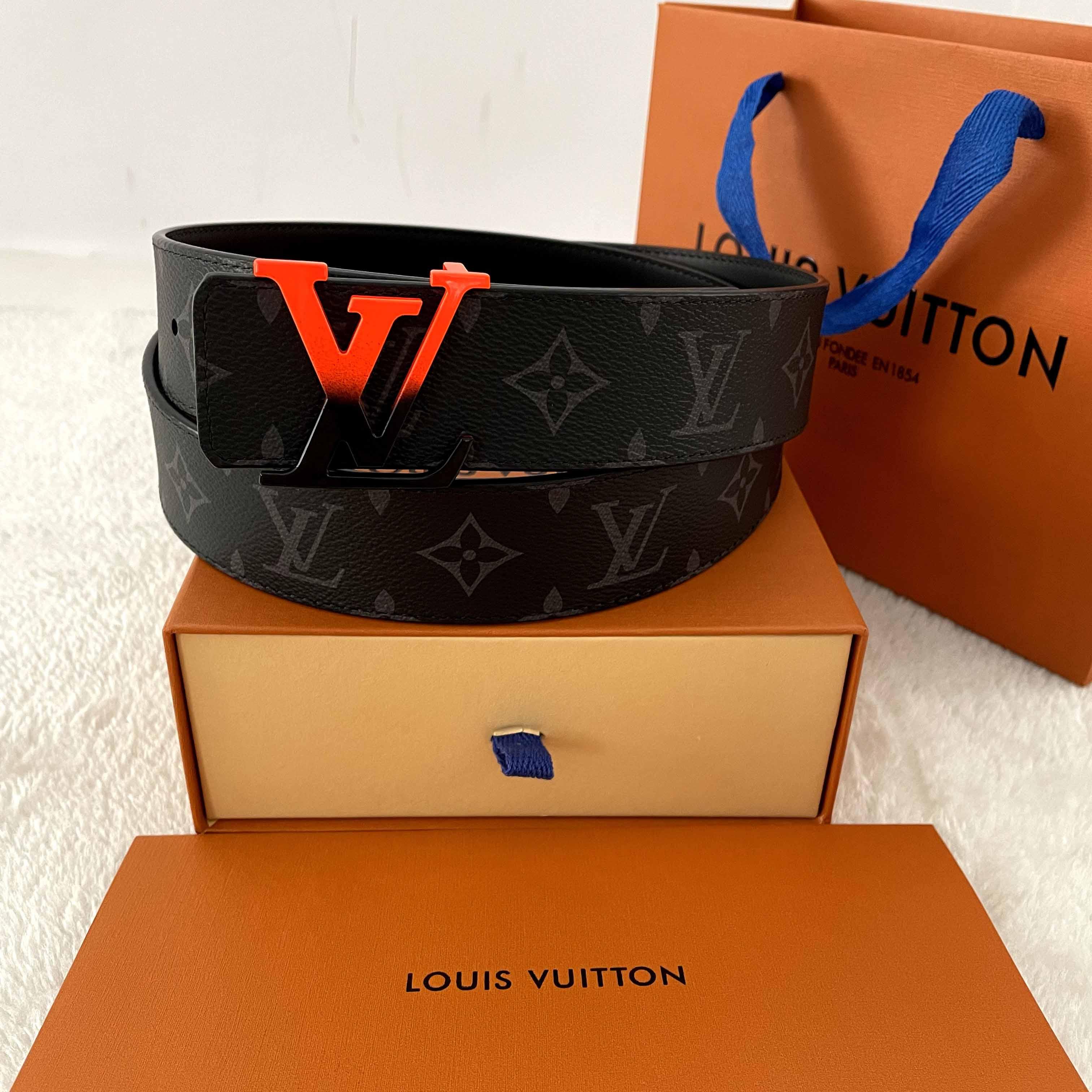 Louis Vuitton Shape 40MM Reversible Belt - DopestKickz