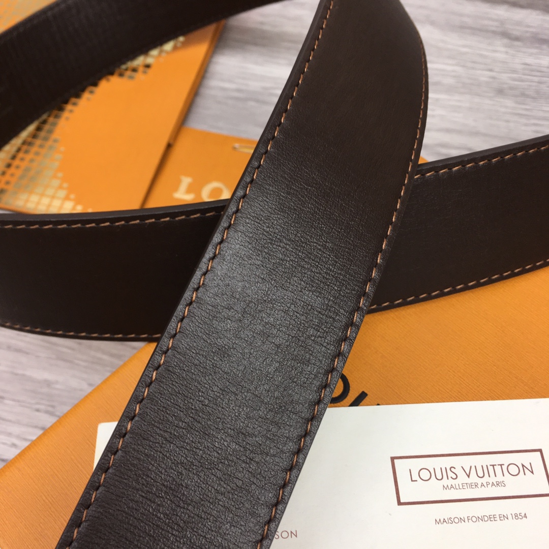 Louis Vuitton Shape 40MM Reversible Belt - DopestKickz