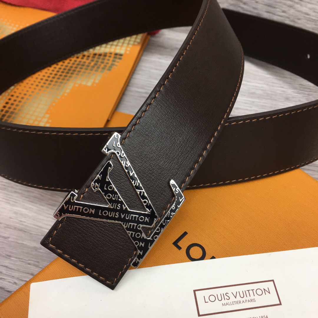 Louis Vuitton Shape 40MM Reversible Belt - DopestKickz