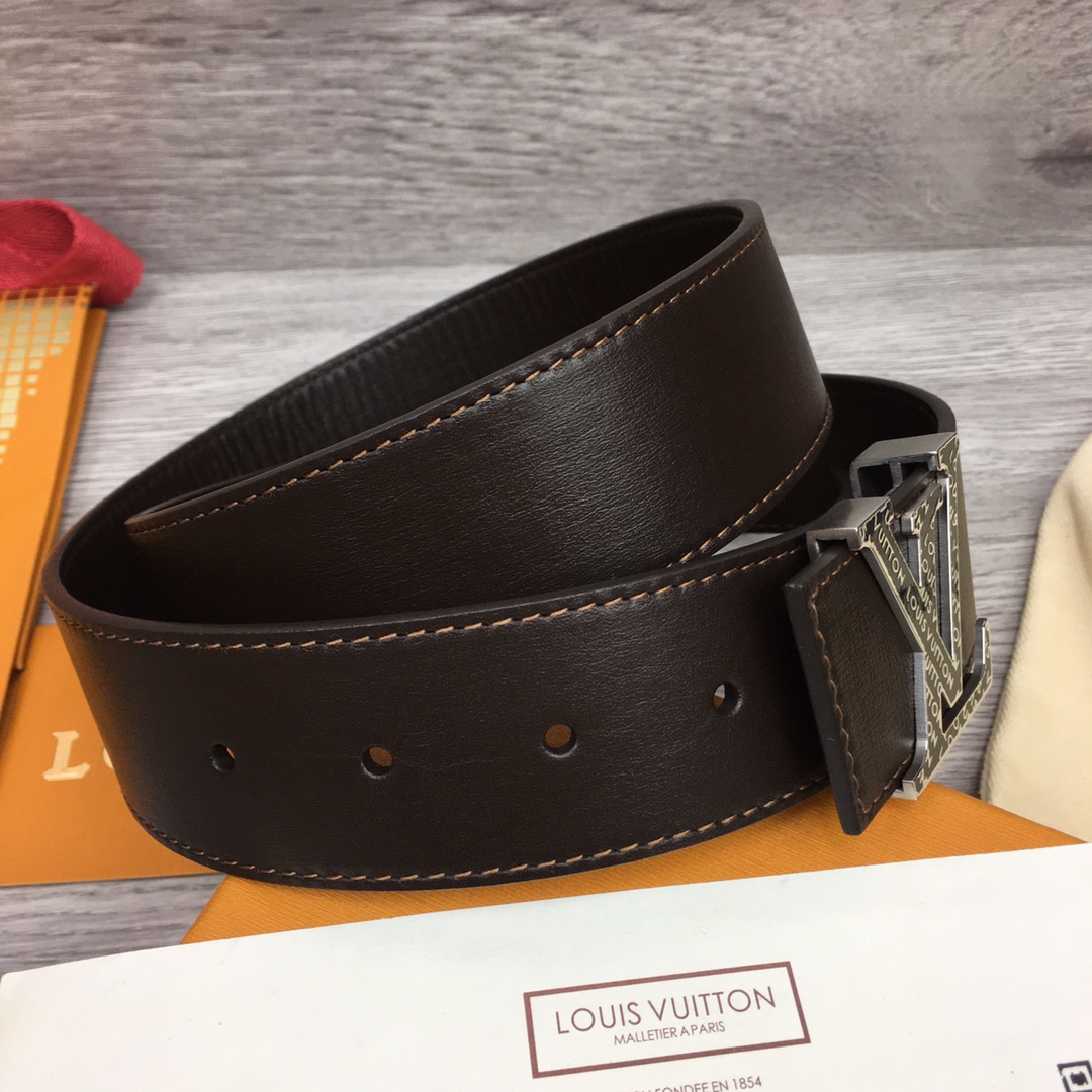 Louis Vuitton Shape 40MM Reversible Belt - DopestKickz