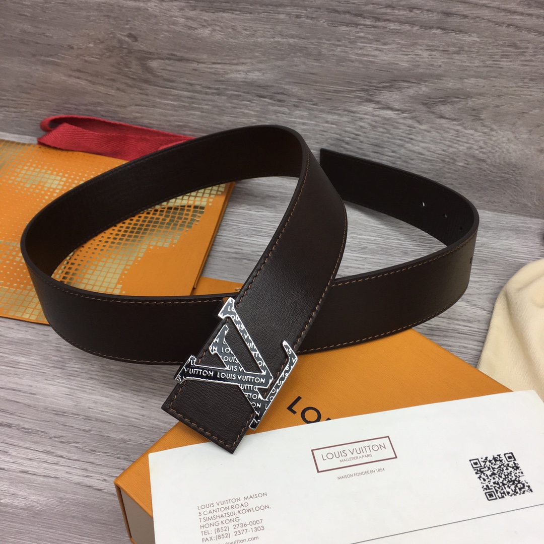 Louis Vuitton Shape 40MM Reversible Belt - DopestKickz