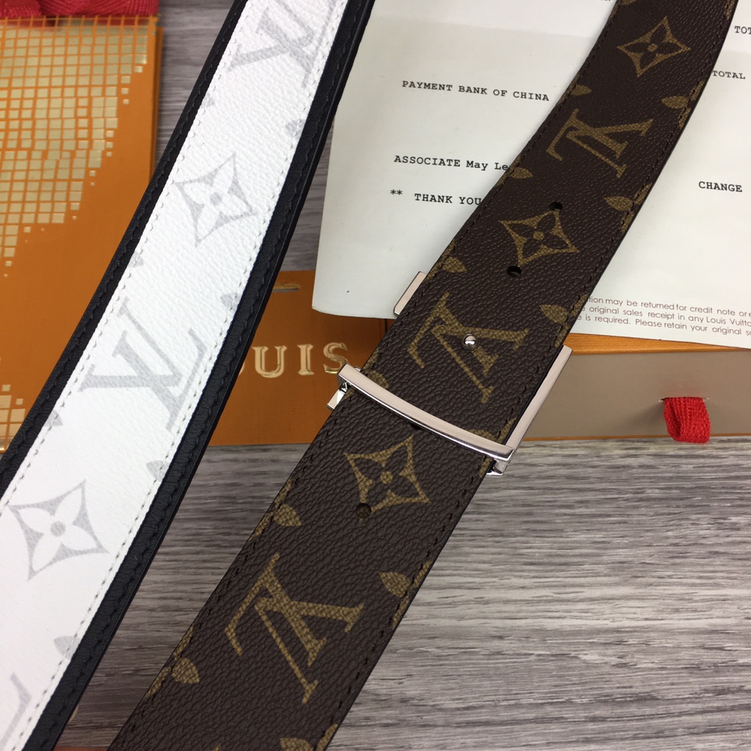 Louis Vuitton Shape 40MM Reversible Belt - DopestKickz