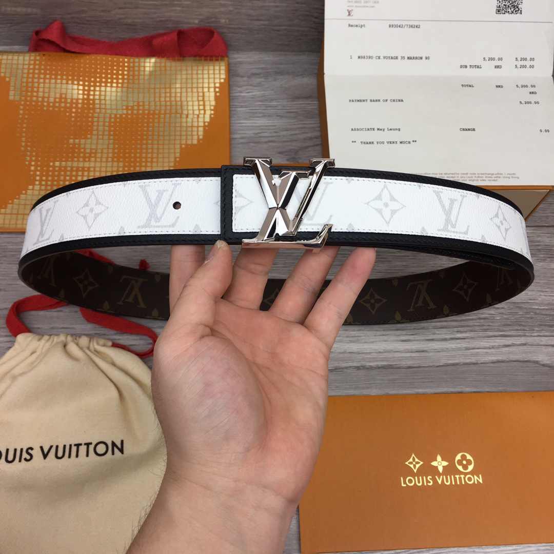 Louis Vuitton Shape 40MM Reversible Belt - DopestKickz