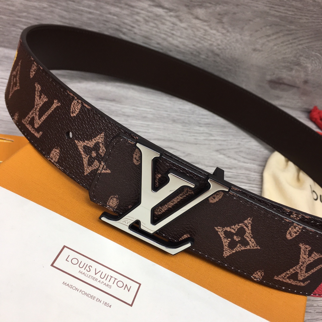 Louis Vuitton Shape 40MM Reversible Belt - DopestKickz