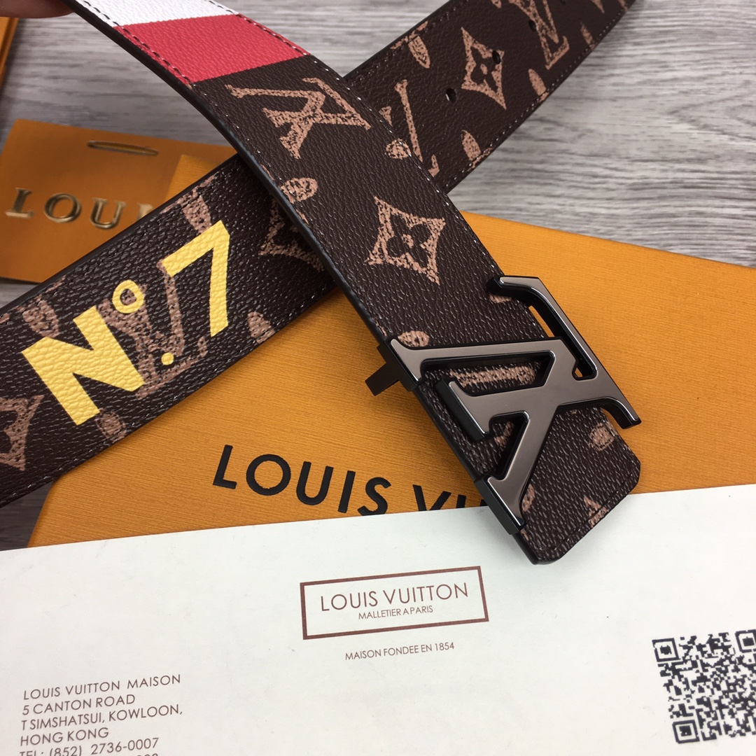Louis Vuitton Shape 40MM Reversible Belt - DopestKickz