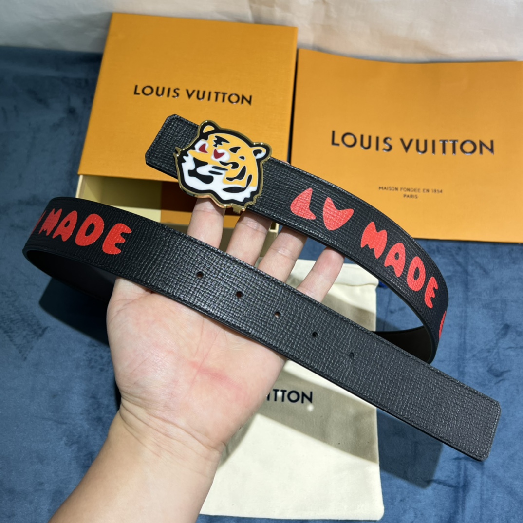 Louis Vuitton Gradient Shape 40MM Reversible Belt - DopestKickz