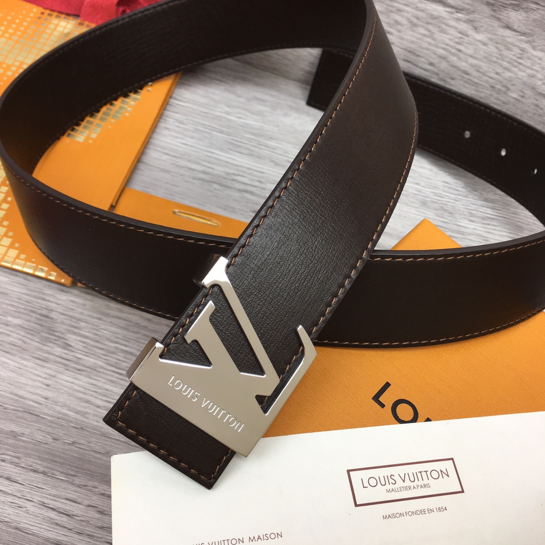 Louis Vuitton Shape 40MM Reversible Belt - DopestKickz