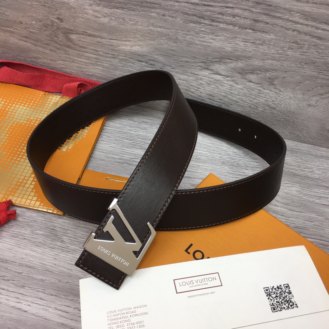 Louis Vuitton Shape 40MM Reversible Belt - DopestKickz