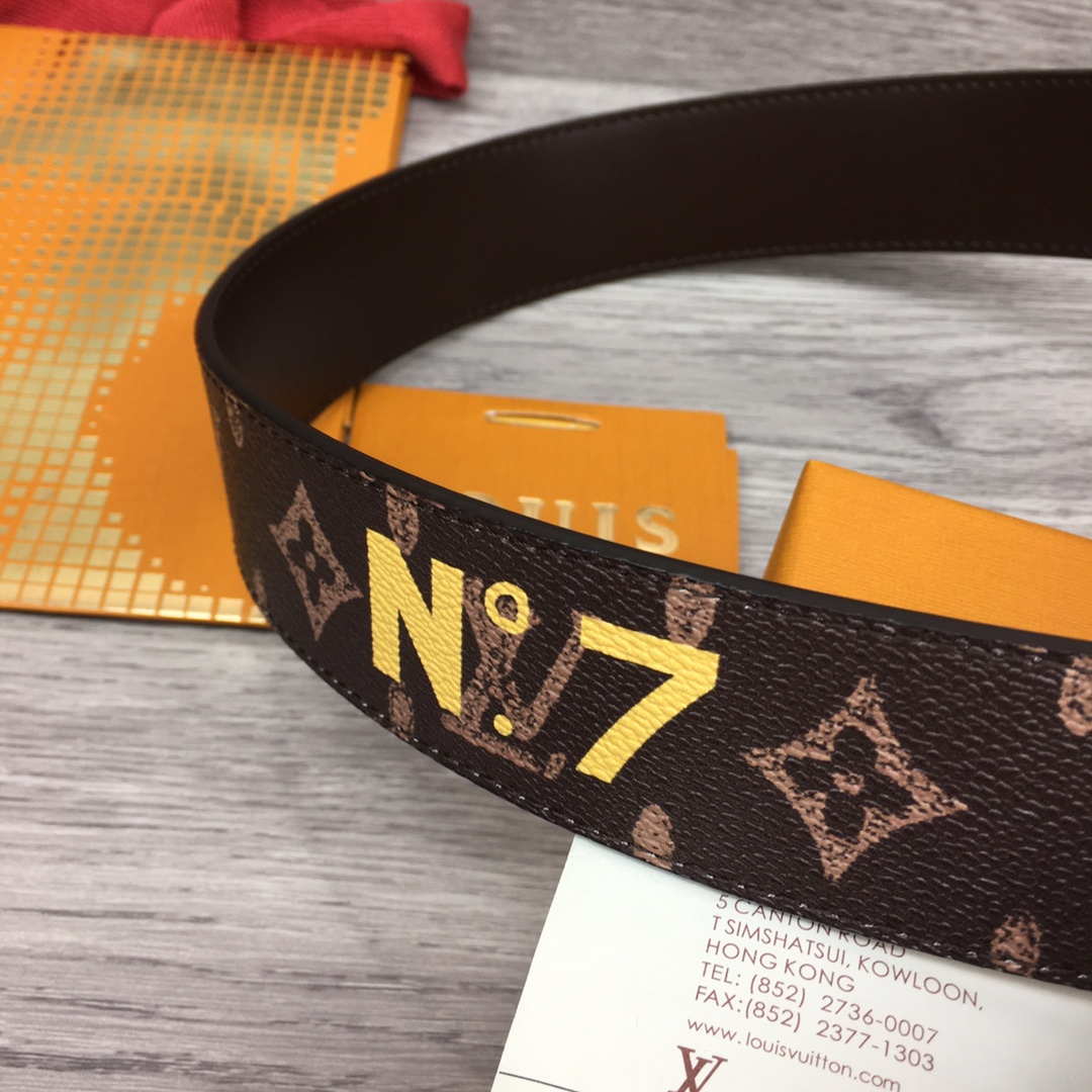 Louis Vuitton Shape 40MM Reversible Belt - DopestKickz