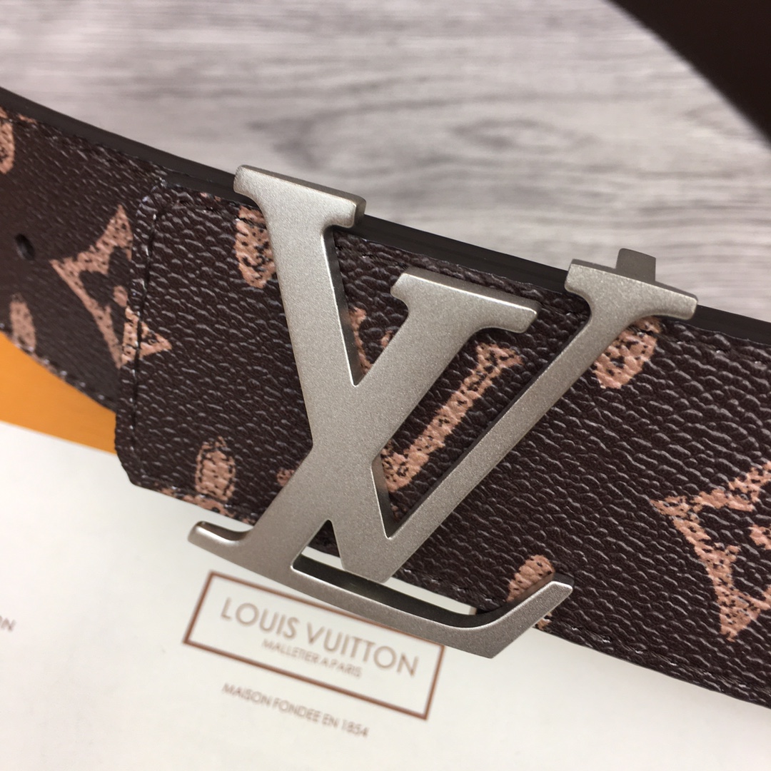 Louis Vuitton Shape 40MM Reversible Belt - DopestKickz
