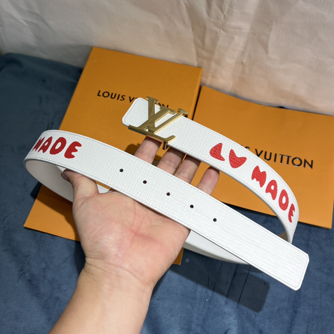 Louis Vuitton Gradient Shape 40MM Reversible Belt - DopestKickz