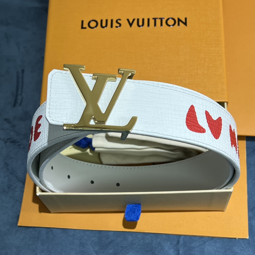 Louis Vuitton Gradient Shape 40MM Reversible Belt - DopestKickz