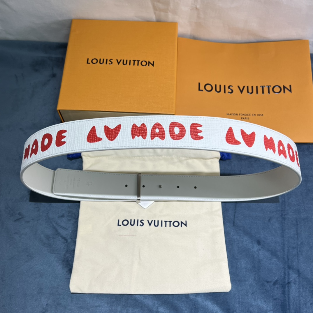 Louis Vuitton Gradient Shape 40MM Reversible Belt - DopestKickz