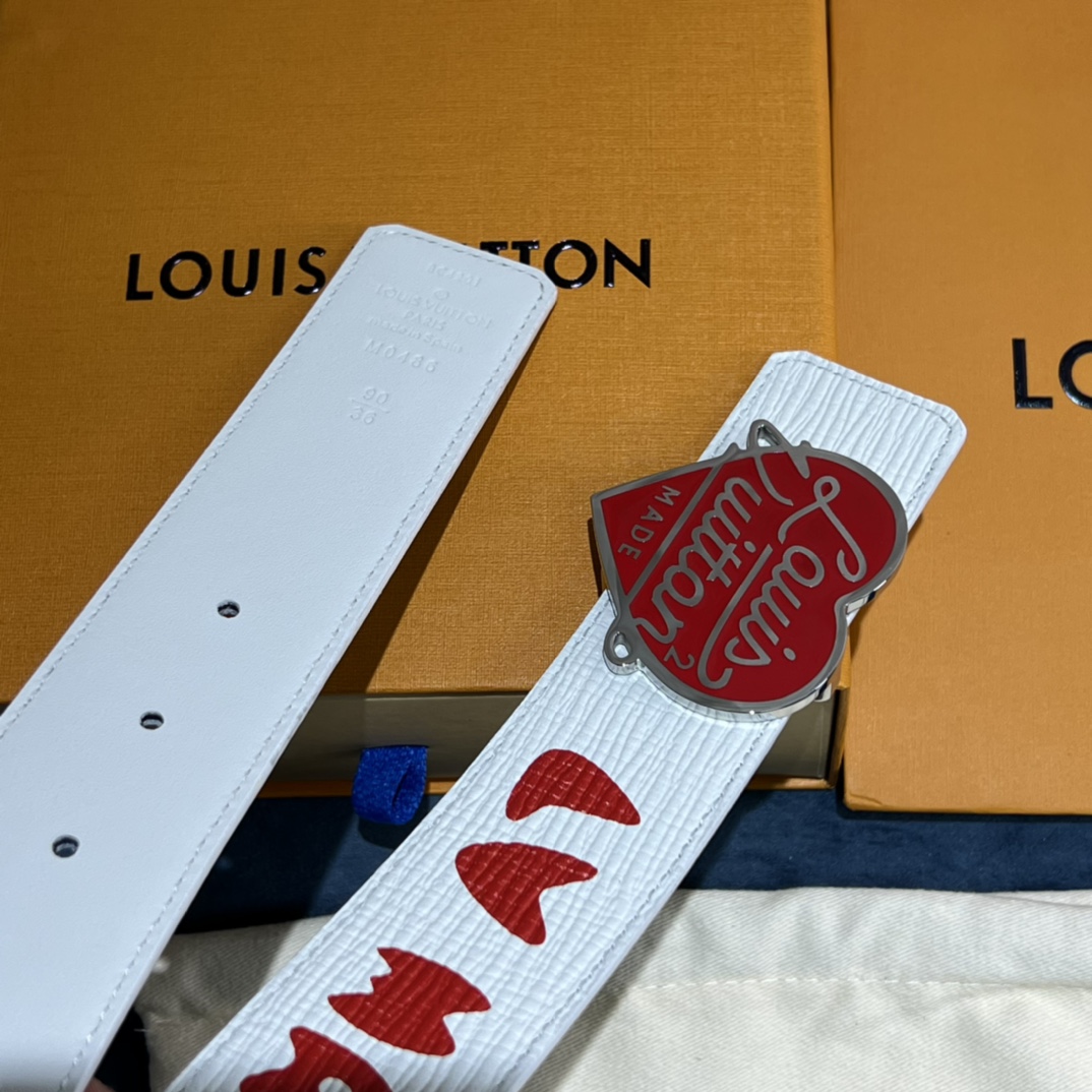Louis Vuitton Gradient Shape 40MM Reversible Belt - DopestKickz