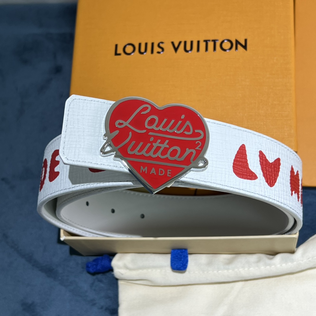 Louis Vuitton Gradient Shape 40MM Reversible Belt - DopestKickz