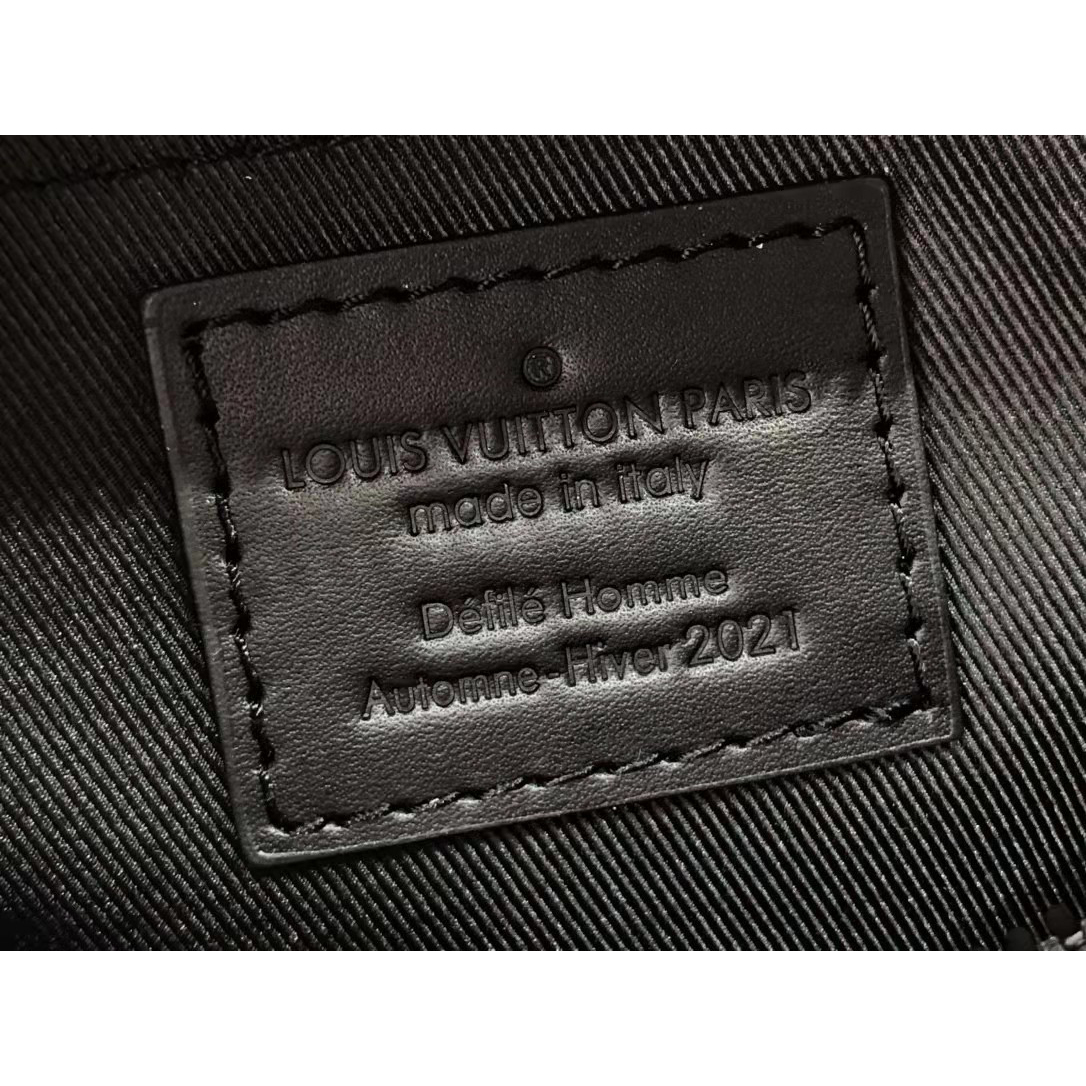 Louis Vuitton Monogram Bag   M80952 - DopestKickz