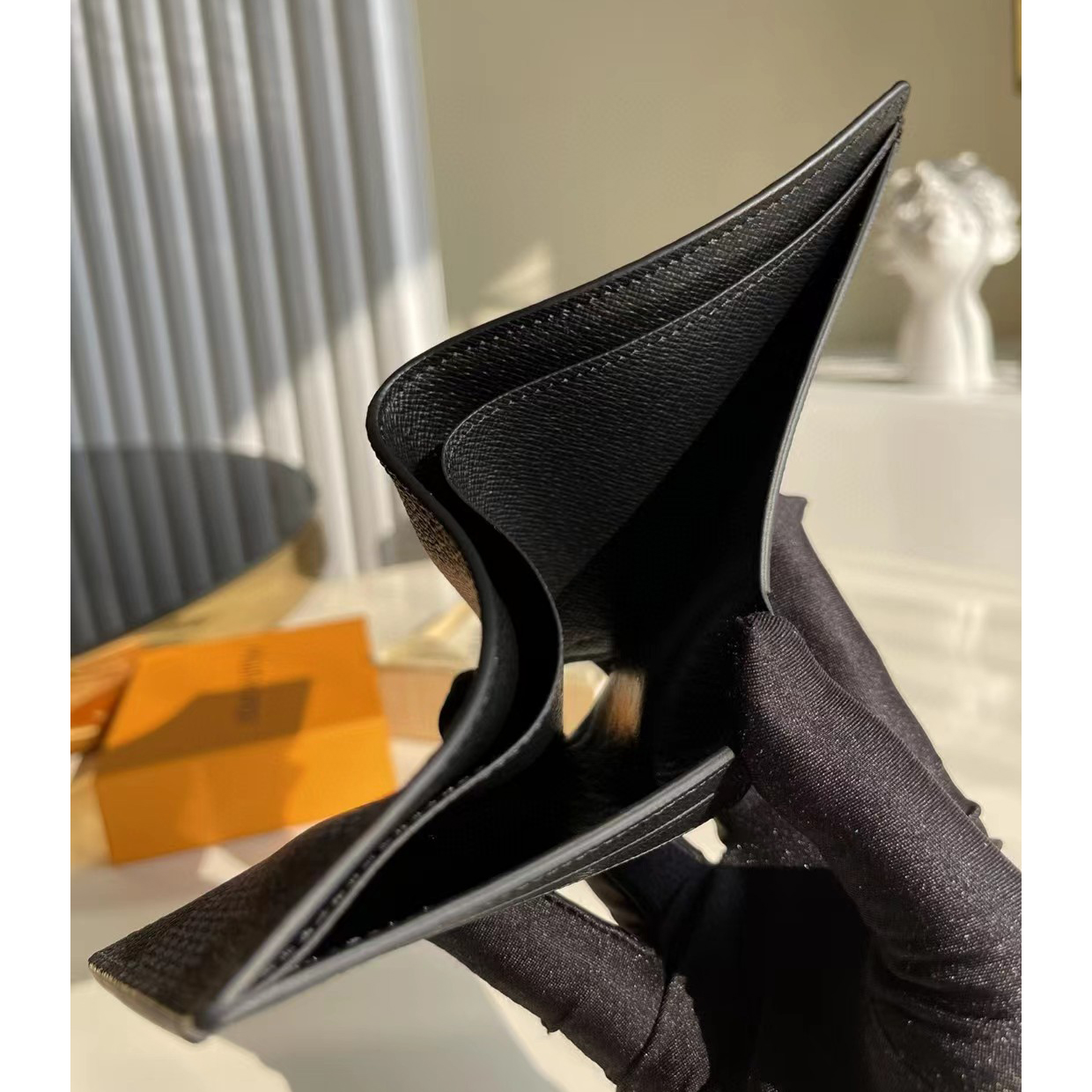 Louis Vuitton  Multiple Wallet(1.5-9-1.5cm) - DopestKickz