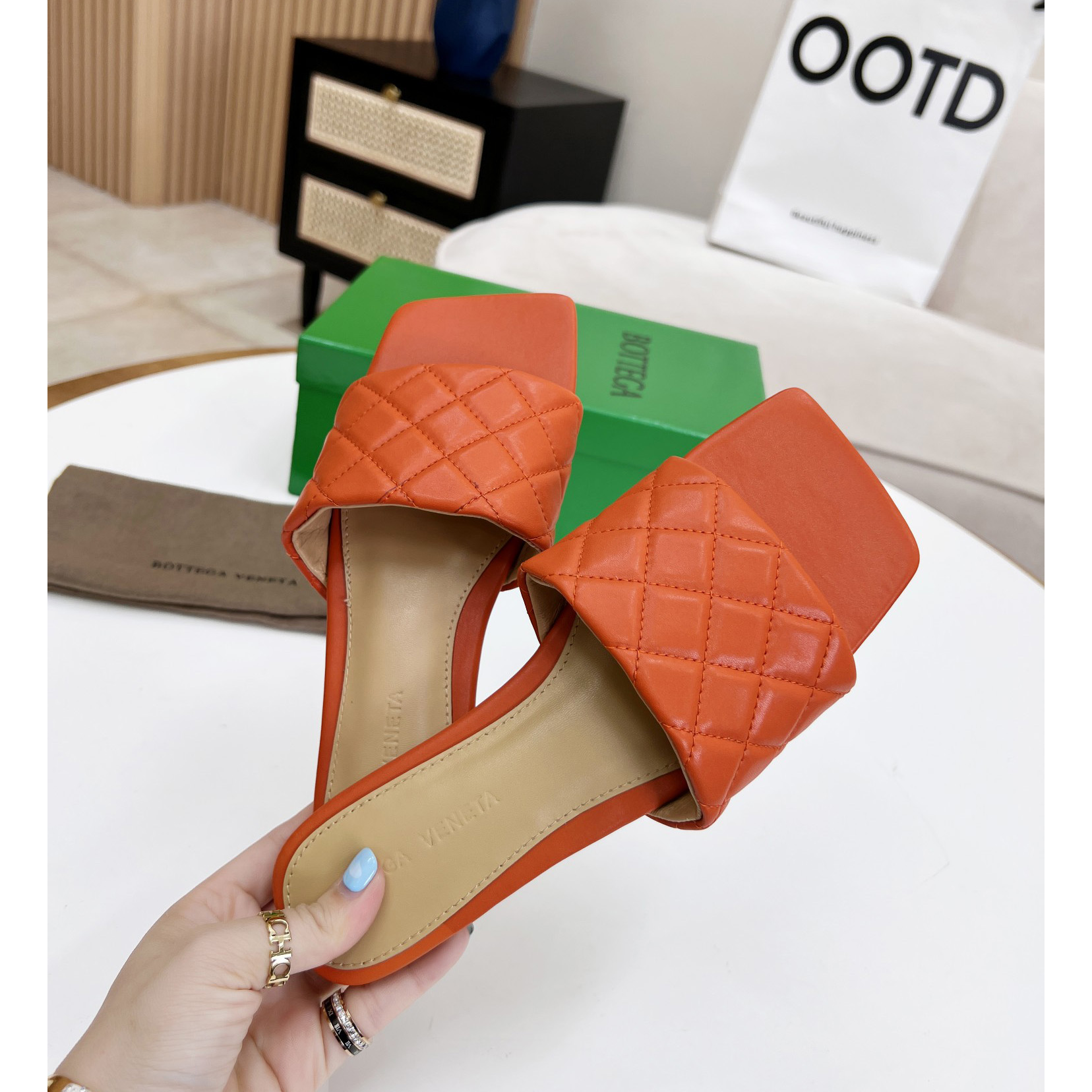 Bottega Veneta Padded Leather Sandals - DopestKickz