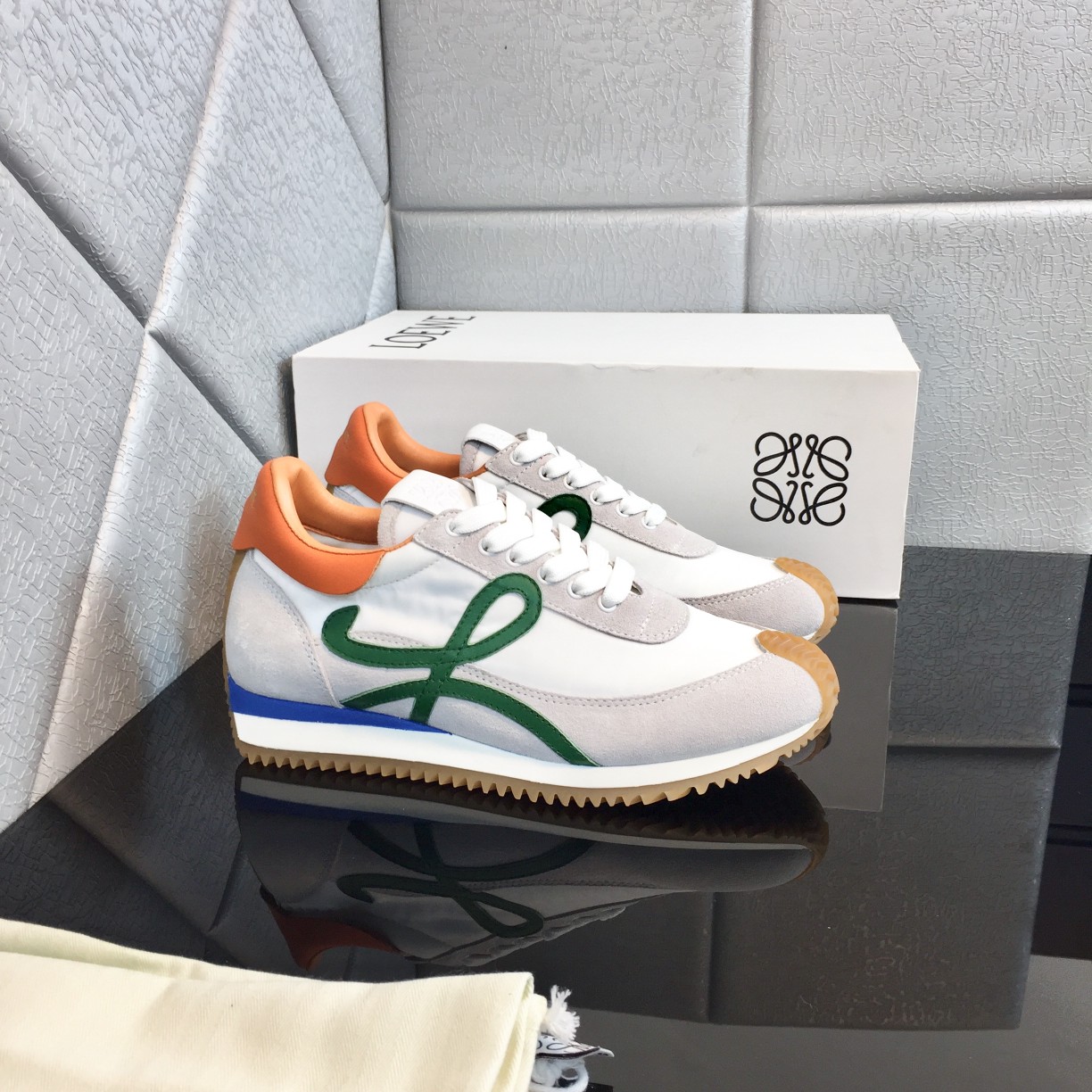 Loewe Flow Runner In Calfskin - DopestKickz