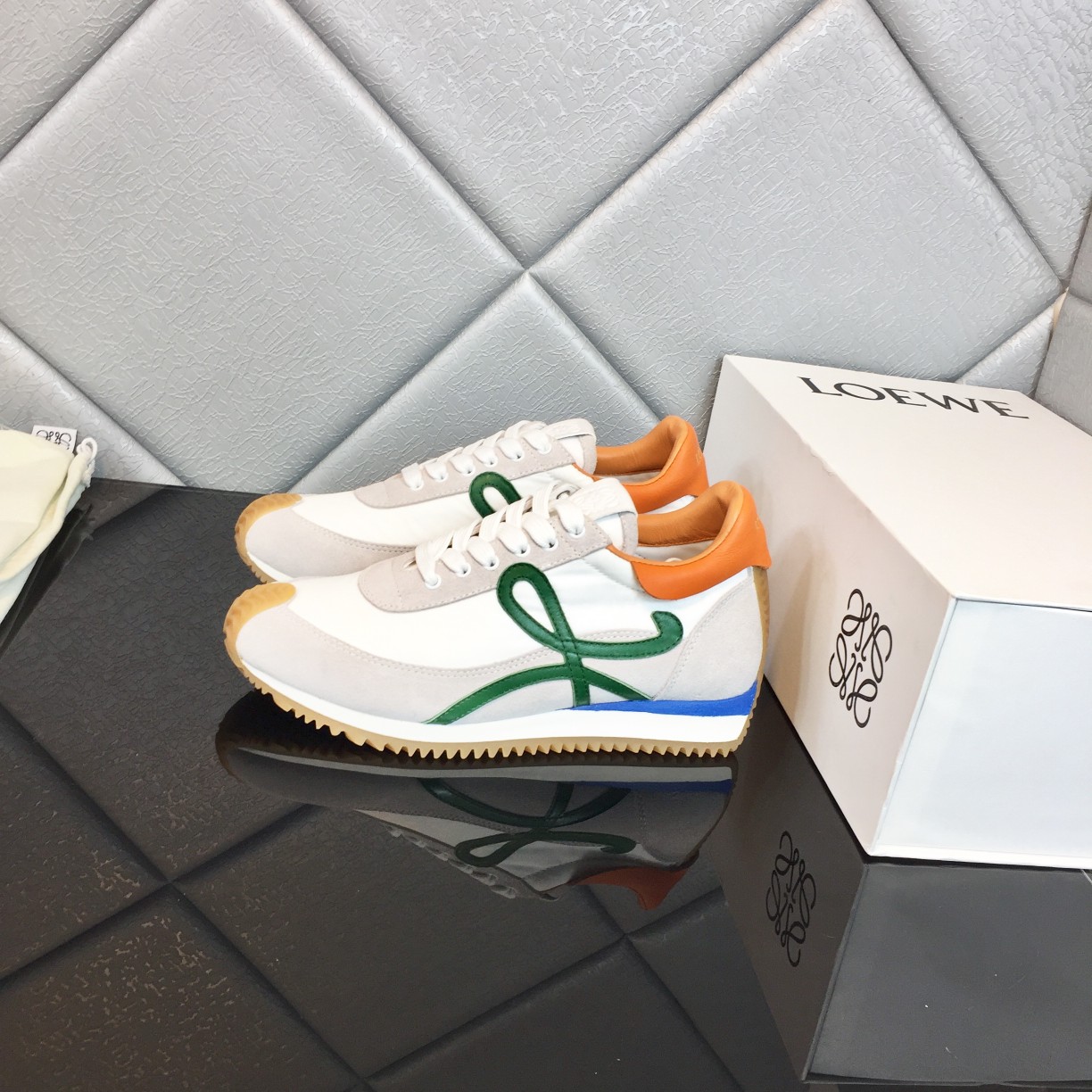 Loewe Flow Runner In Calfskin - DopestKickz