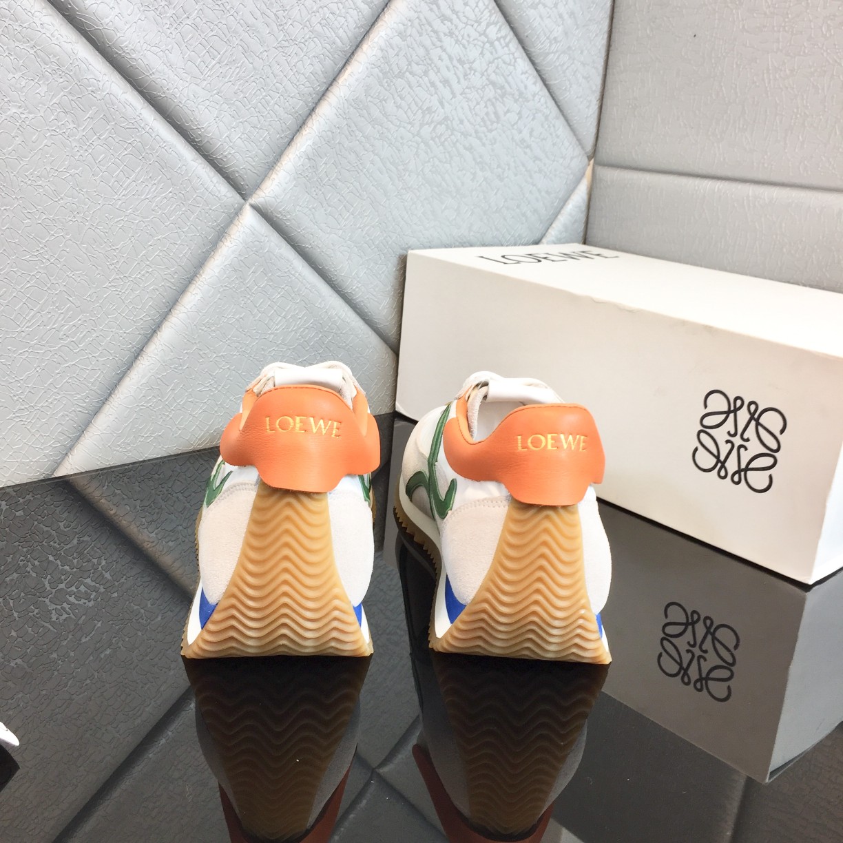 Loewe Flow Runner In Calfskin - DopestKickz