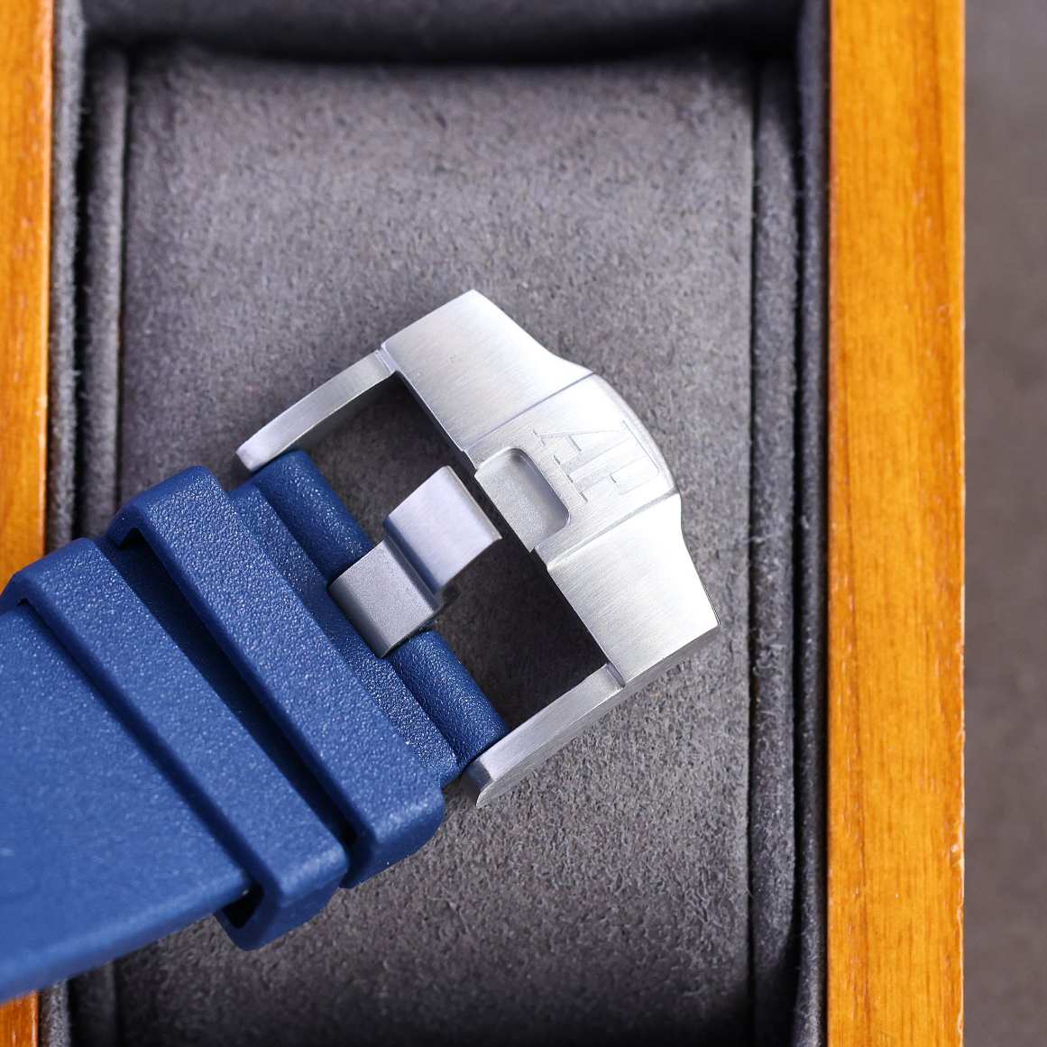 Audemars Piguet  Watch  44mm - DopestKickz