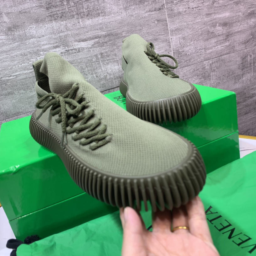 Bottega Veneta Ripple Sneakers - DopestKickz