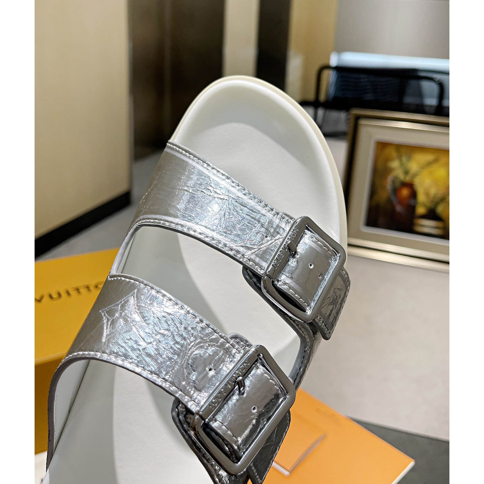 Louis Vuitton Men's Trainer Slippers - DopestKickz