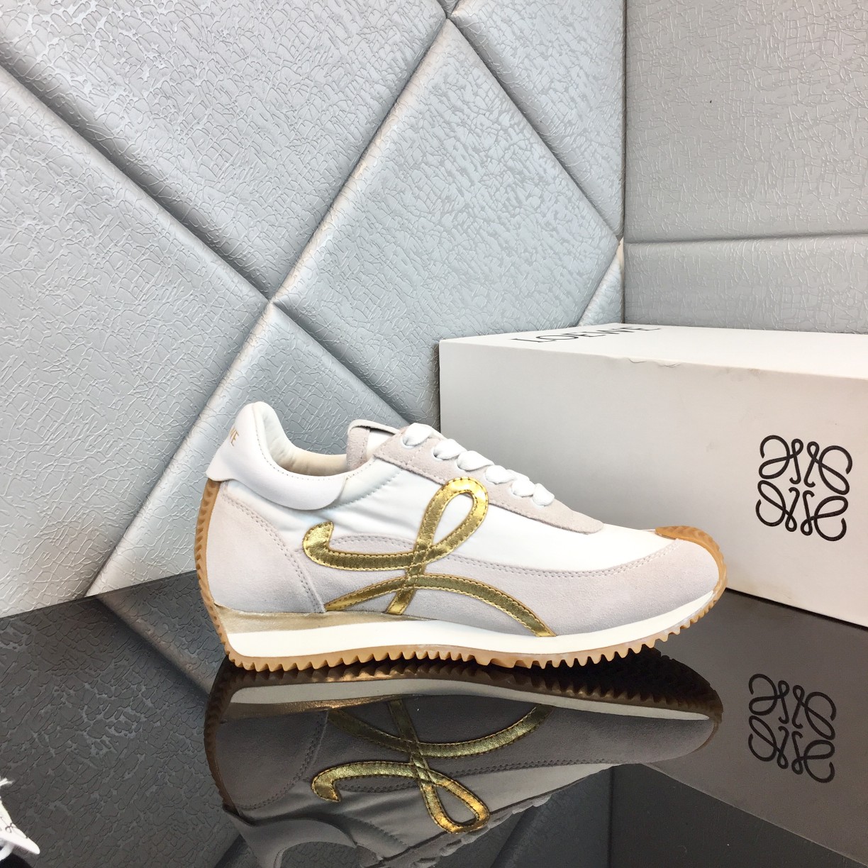 Loewe Flow Runner In Calfskin - DopestKickz