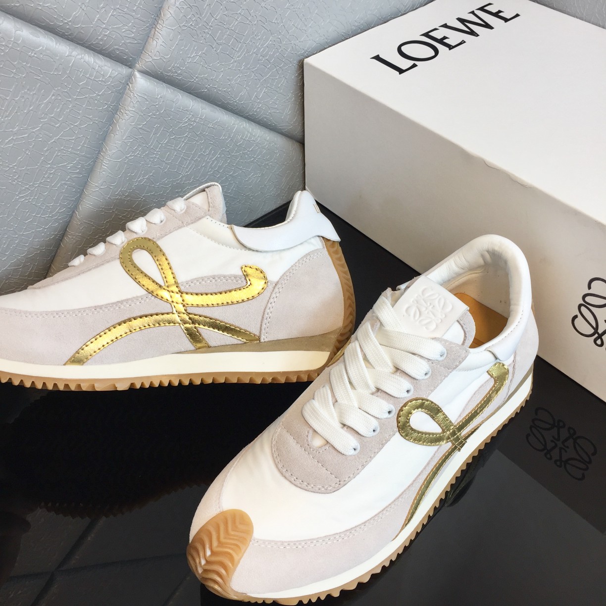 Loewe Flow Runner In Calfskin - DopestKickz