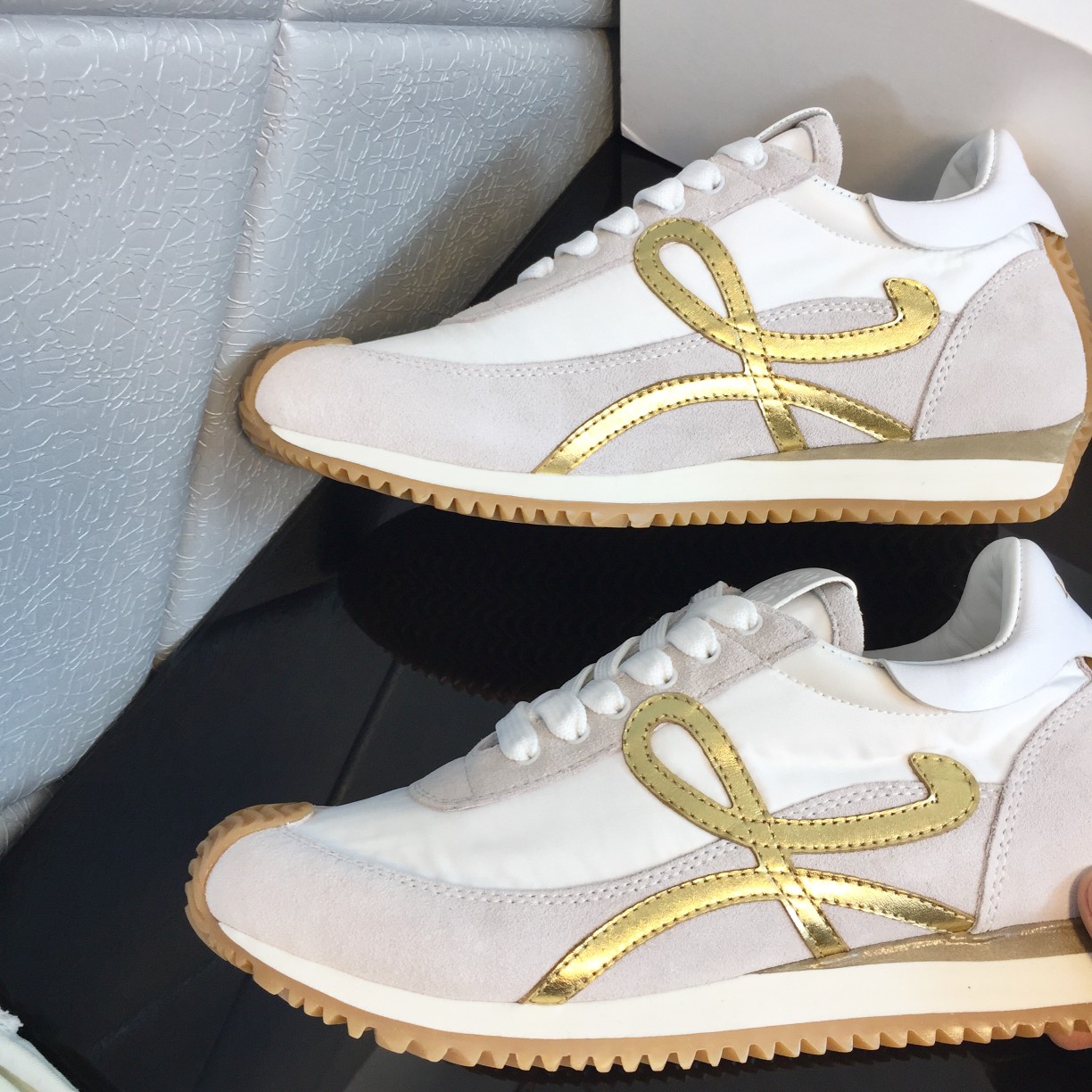 Loewe Flow Runner In Calfskin - DopestKickz