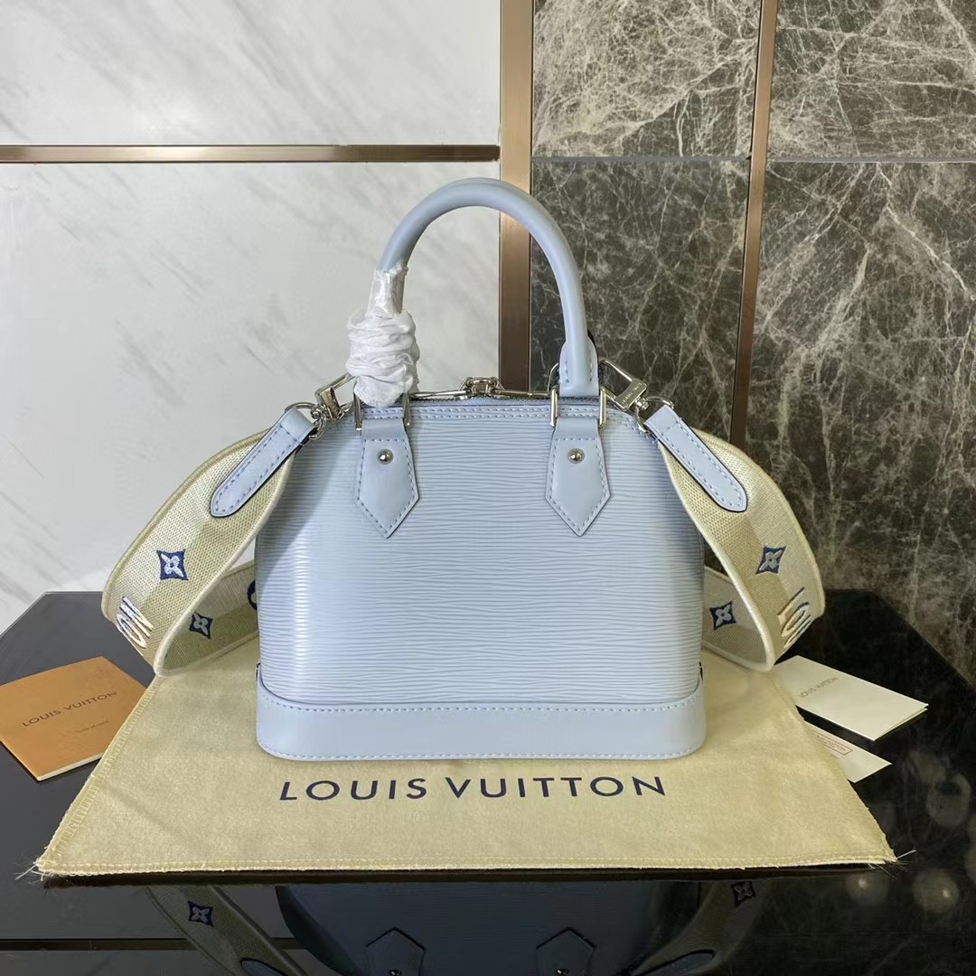 Louis Vuitton Montaigne BB Handbag (23.5-17.5-11.5cm) - DopestKickz