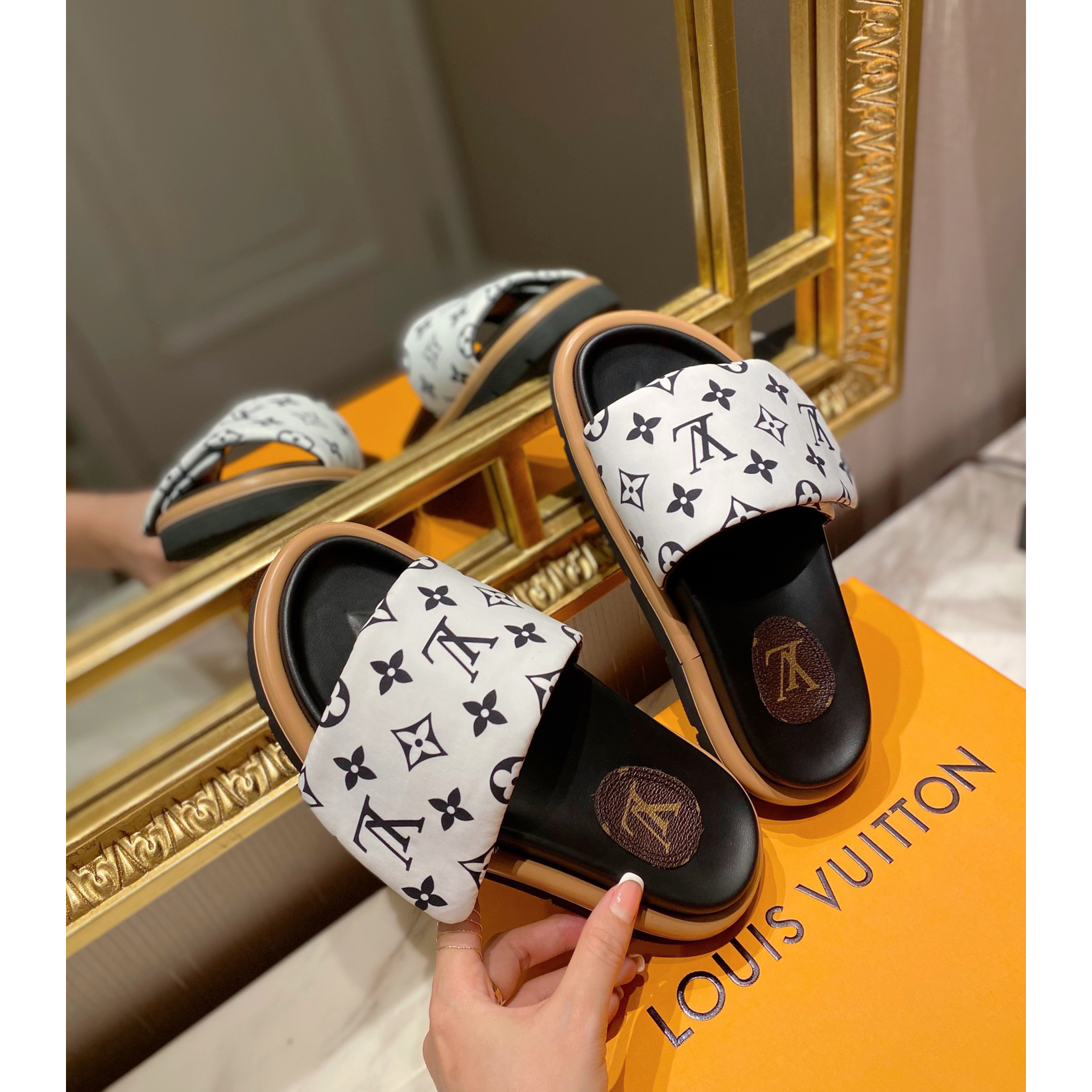Louis Vuitton Pool Pillow Comfort Mules - DopestKickz