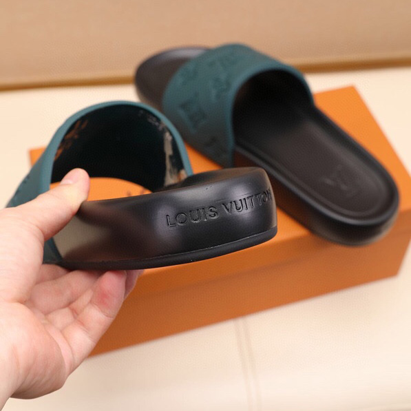 Louis Vuitton Monogram Slippers - DopestKickz