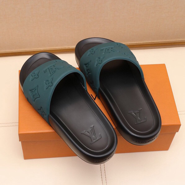 Louis Vuitton Monogram Slippers - DopestKickz