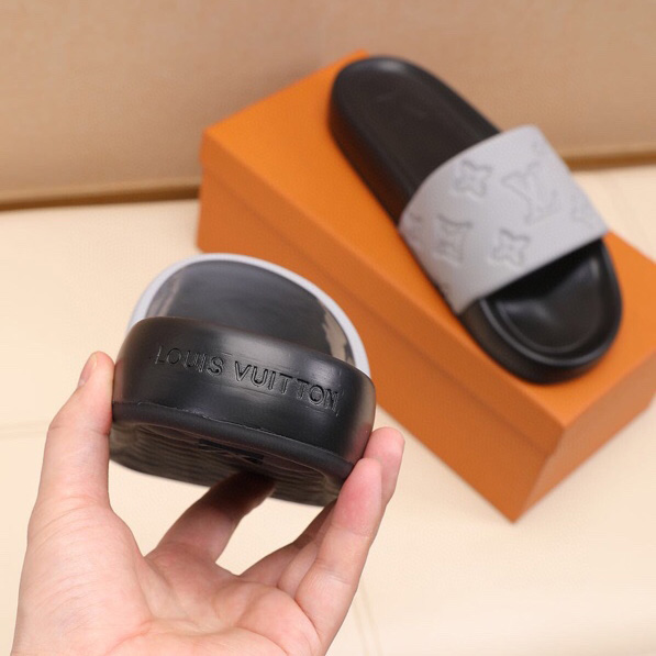 Louis Vuitton Monogram Slippers - DopestKickz