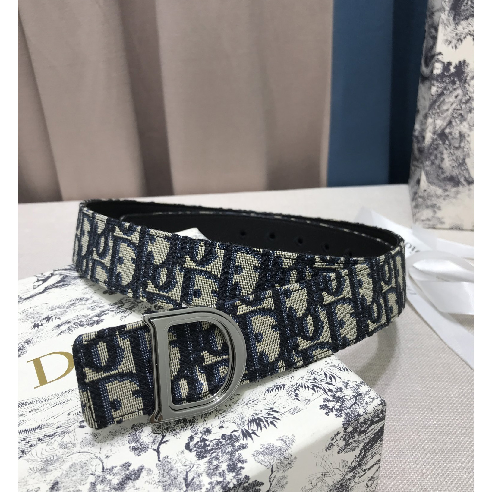 Dior Leather Belt With 'D' Buckle - DopestKickz