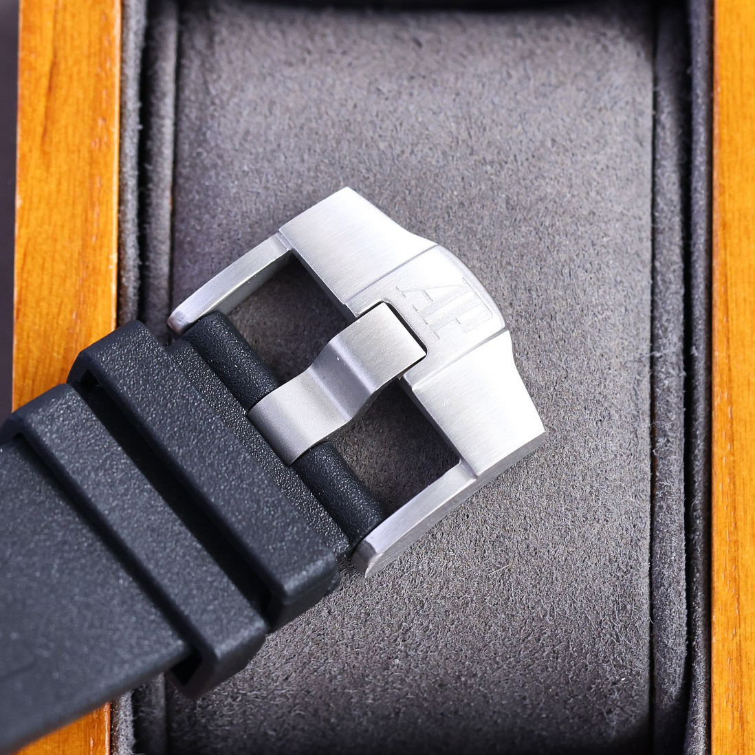 Audemars Piguet  Watch  44mm - DopestKickz