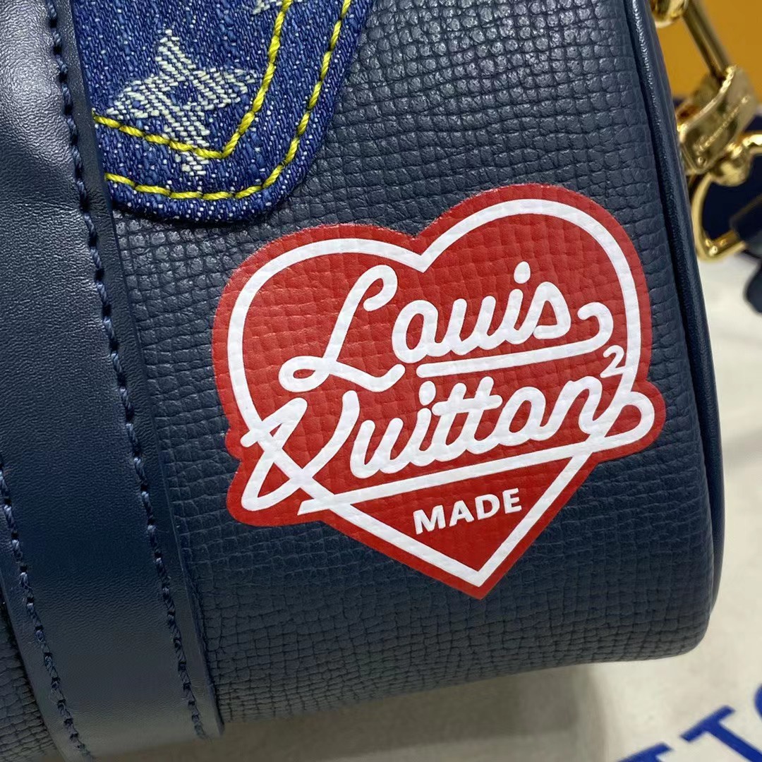 Louis Vuitton  Monogram Drip Handbag(21-12-9cm) - DopestKickz