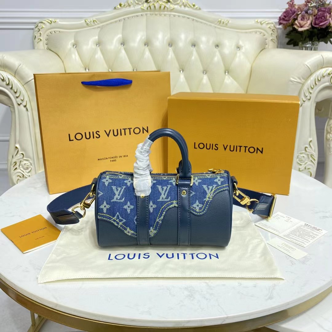 Louis Vuitton  Monogram Drip Handbag(21-12-9cm) - DopestKickz
