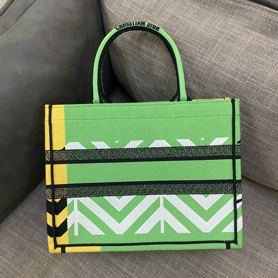 Dior Book Tote D-Jungle Pop（36.5*28*17.5cm） - DopestKickz