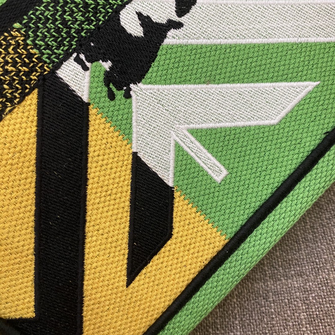 Dior Book Tote D-Jungle Pop（36.5*28*17.5cm） - DopestKickz