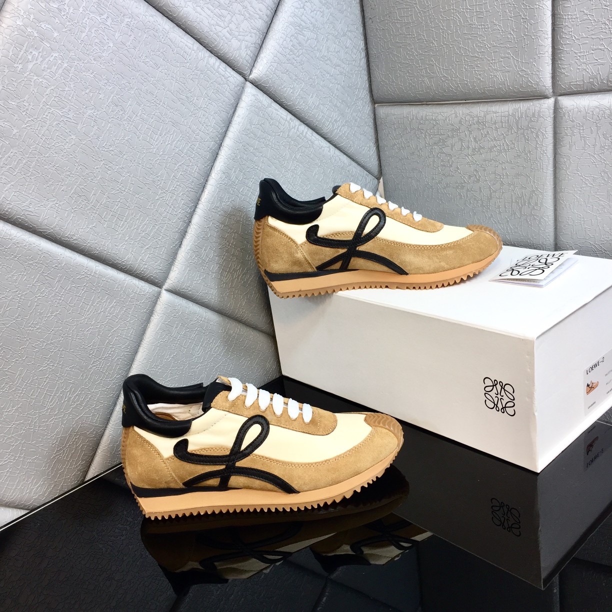 Loewe Flow Runner In Calfskin - DopestKickz