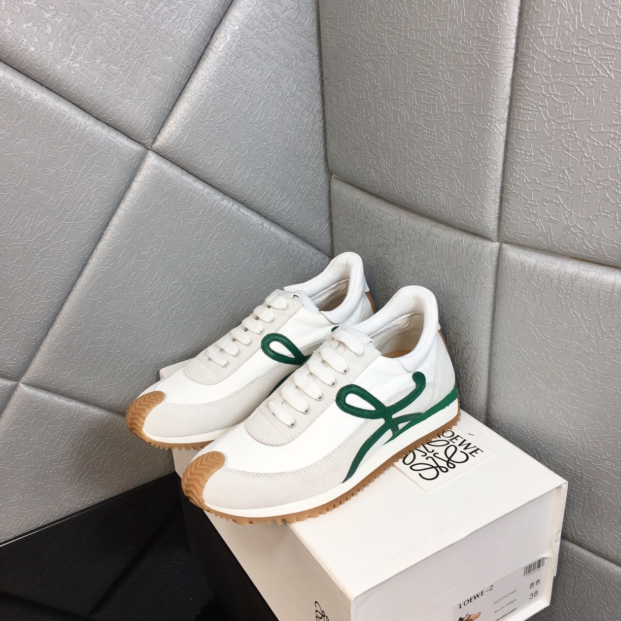 Loewe Flow Runner In Calfskin - DopestKickz