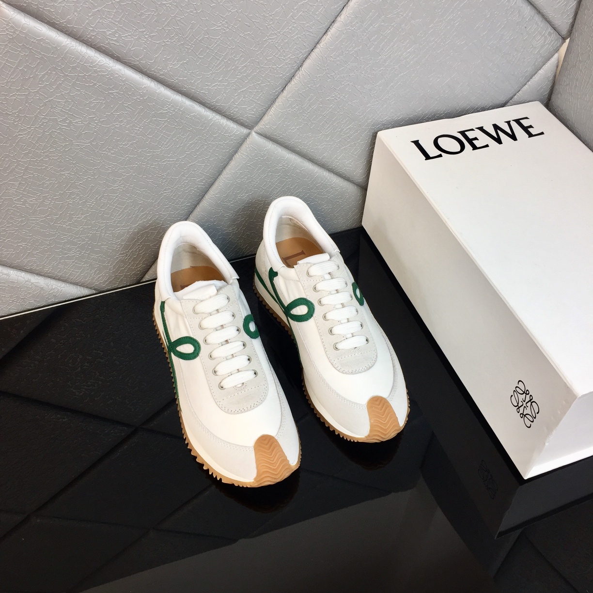 Loewe Flow Runner In Calfskin - DopestKickz