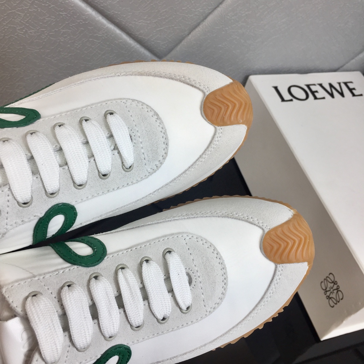 Loewe Flow Runner In Calfskin - DopestKickz