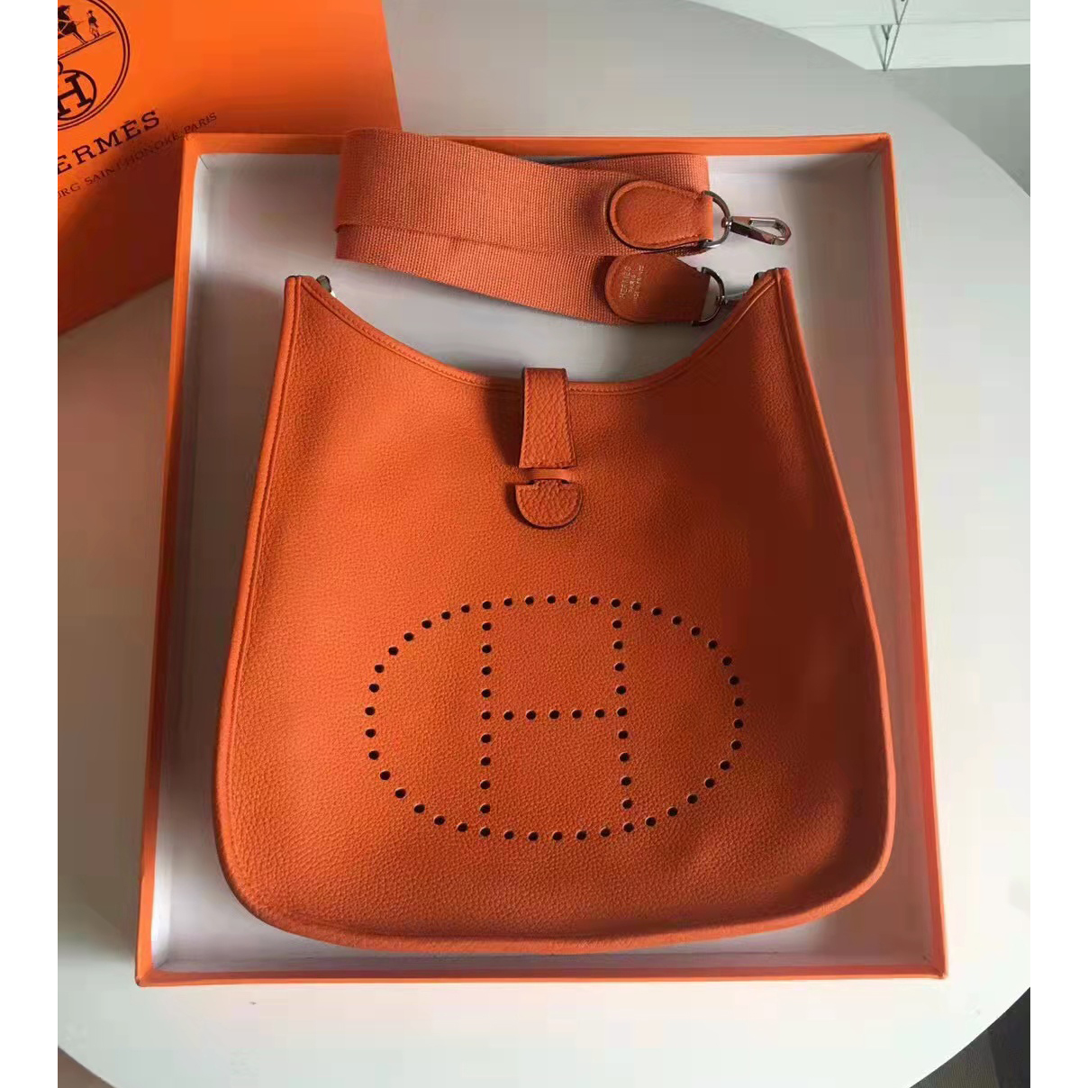 Hermes Shoulder Bag （28-30-9CM） - DopestKickz