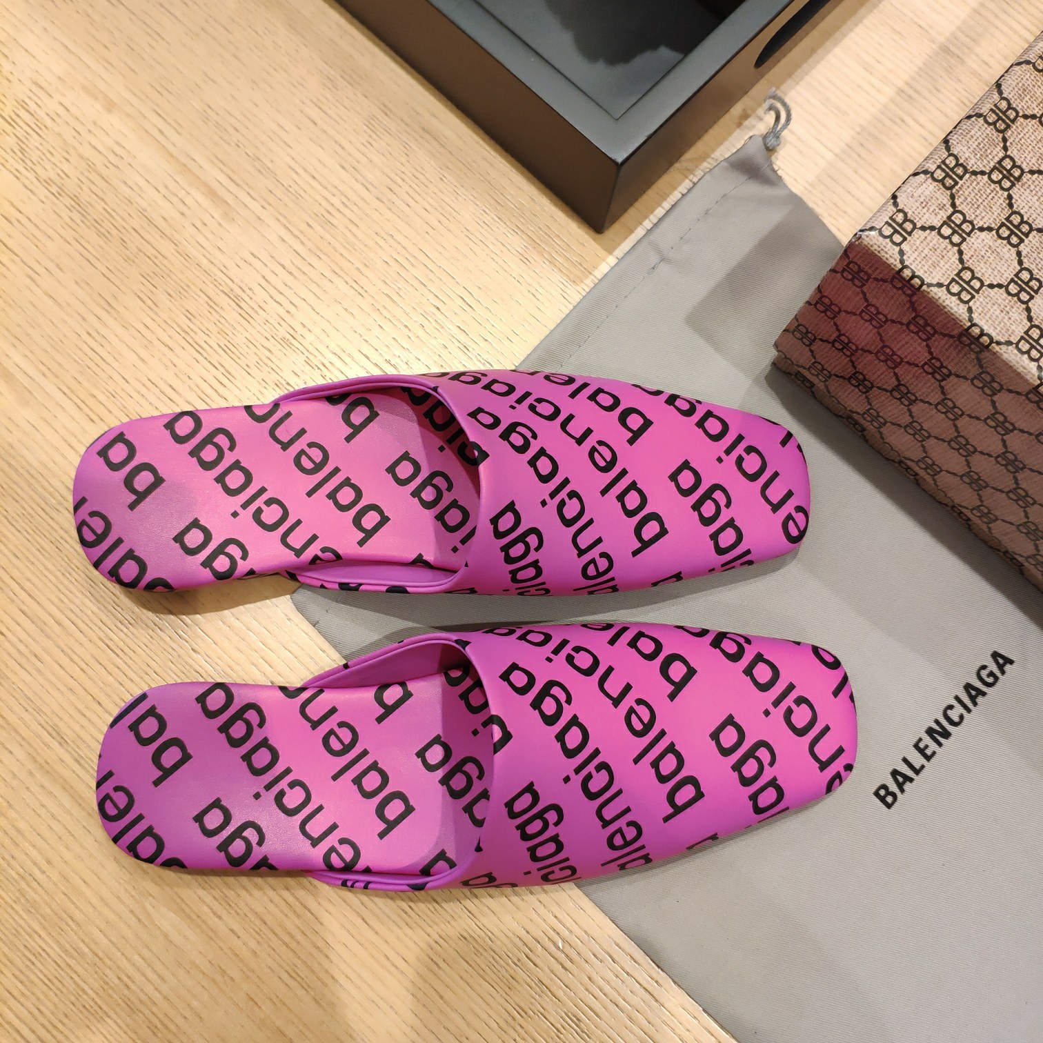 Balenciaga Logo  Leather Backless Loafers - DopestKickz