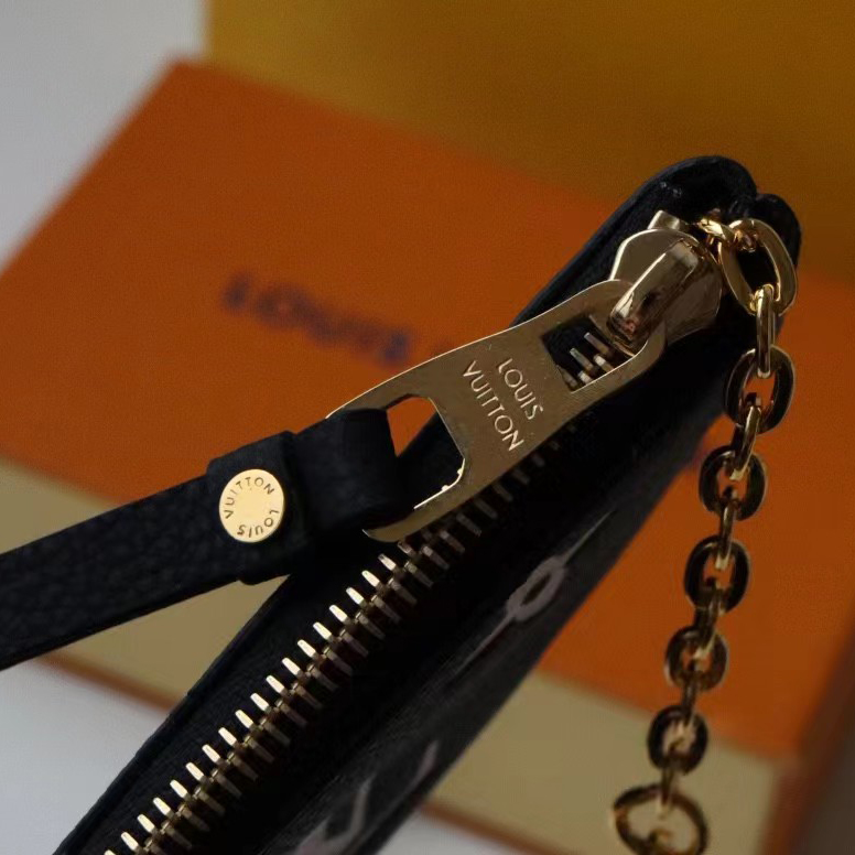 Louis Vuitton Key Pouch(13.5-7-1.5cm) - DopestKickz