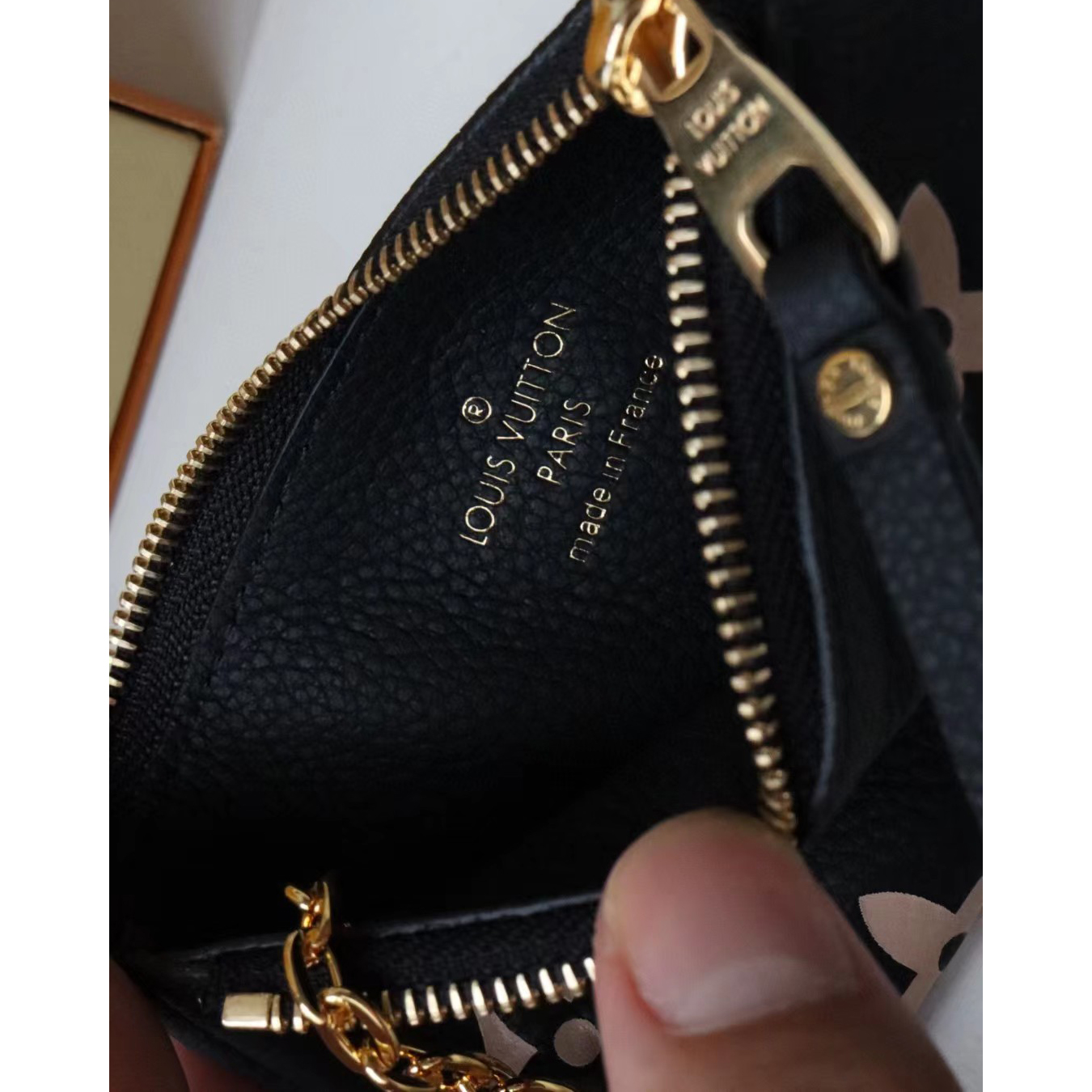 Louis Vuitton Key Pouch(13.5-7-1.5cm) - DopestKickz